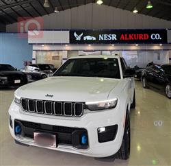 جیپ گراند شیرۆکی